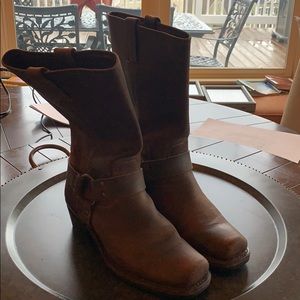 Frye boots never been worn